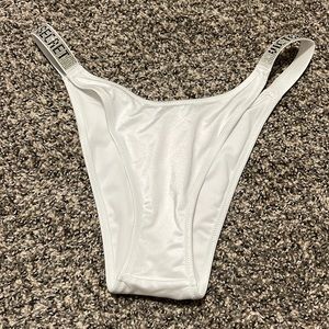 Victoria’s secret Bombshell Shine Strap Brazilian Panty